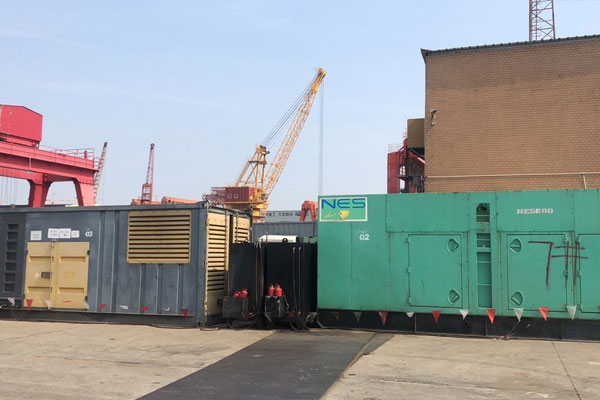 蒙城发电机出租空气滤清器的清洁频率是多少？