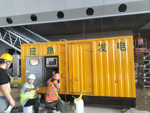 蒙城怎样判断空气滤清器是否需要更换？